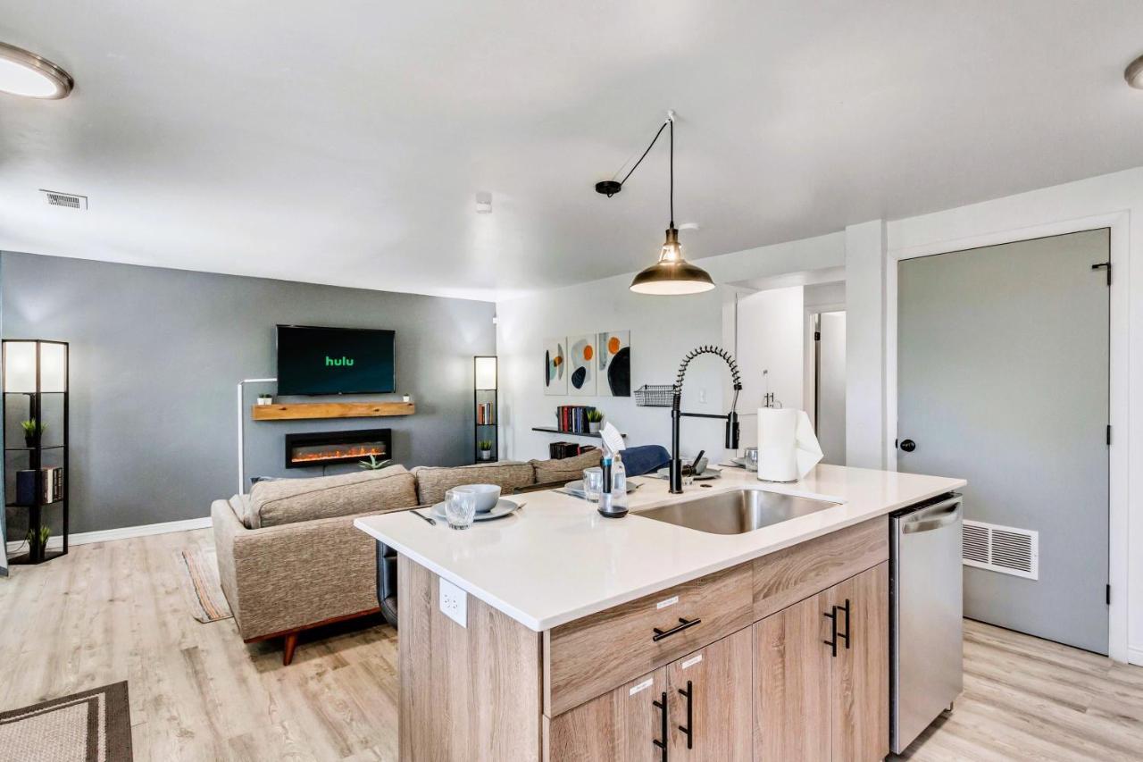 Cozy For Bookworms - Laundry - King Bed - Parking Salt Lake City Exterior foto